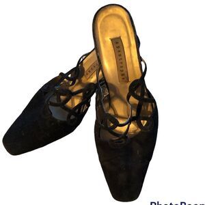 Apostrophe Black Leather Heels 7.5